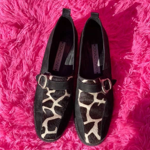 Donald J Pliner calf hair cow print buckle loafers size 9.5 - Picture 4 of 9